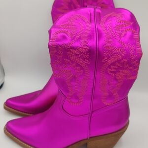 Ladies Vibrant Pink Western Boots